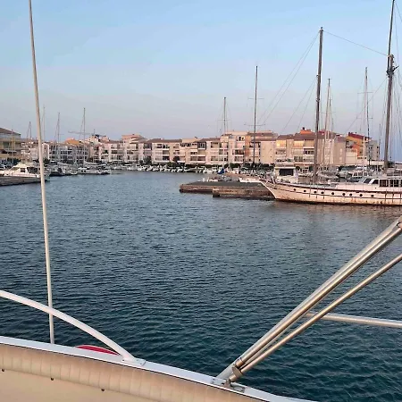 Entire Boat Center Port Of Cap Ferienhaus Agde