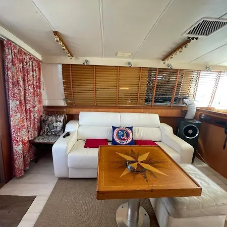 Ferienhaus Entire Boat Center Port Of Cap Agde